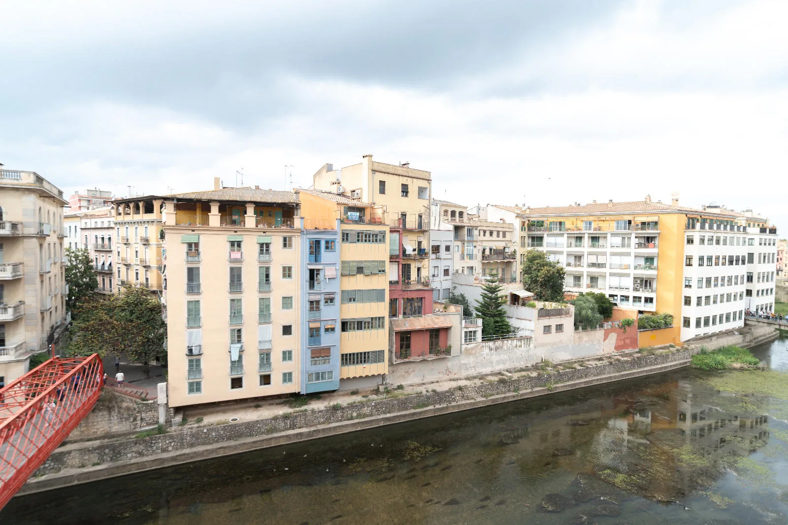 Vistes al riu Onyar des de l'Apartament C